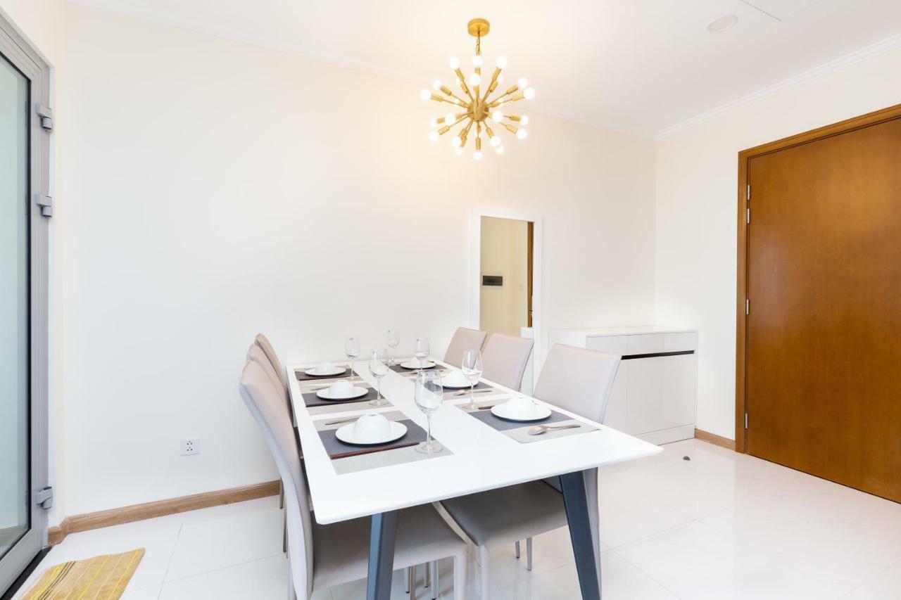 Vinhomes Premium Apartment Ho Chi Minh City Exterior photo